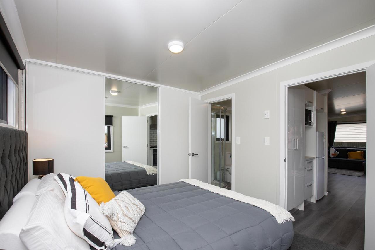 Affordable Modern Accommodation Westport Esterno foto