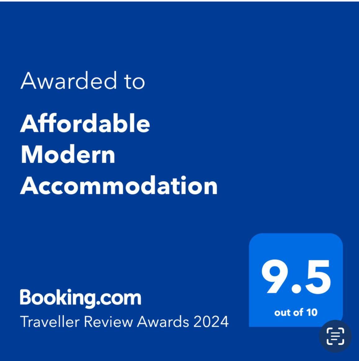 Affordable Modern Accommodation Westport Esterno foto